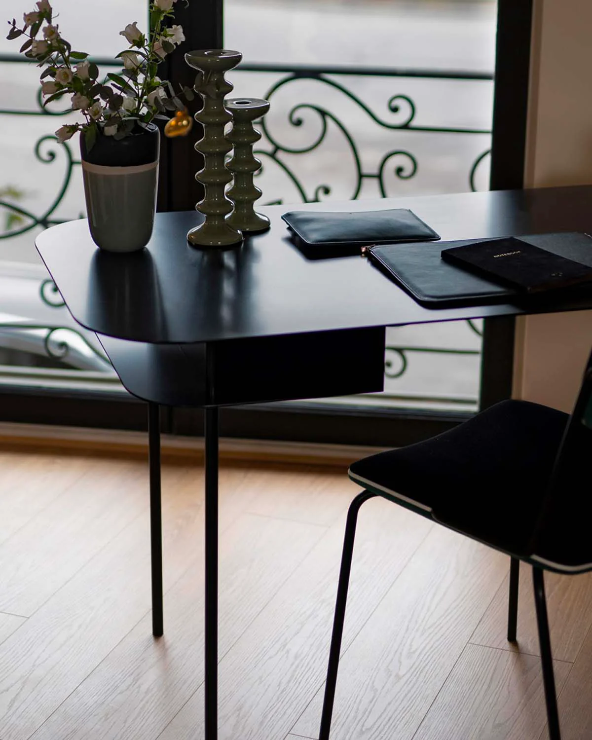 Bureau Tokyo - Noir - Image 6