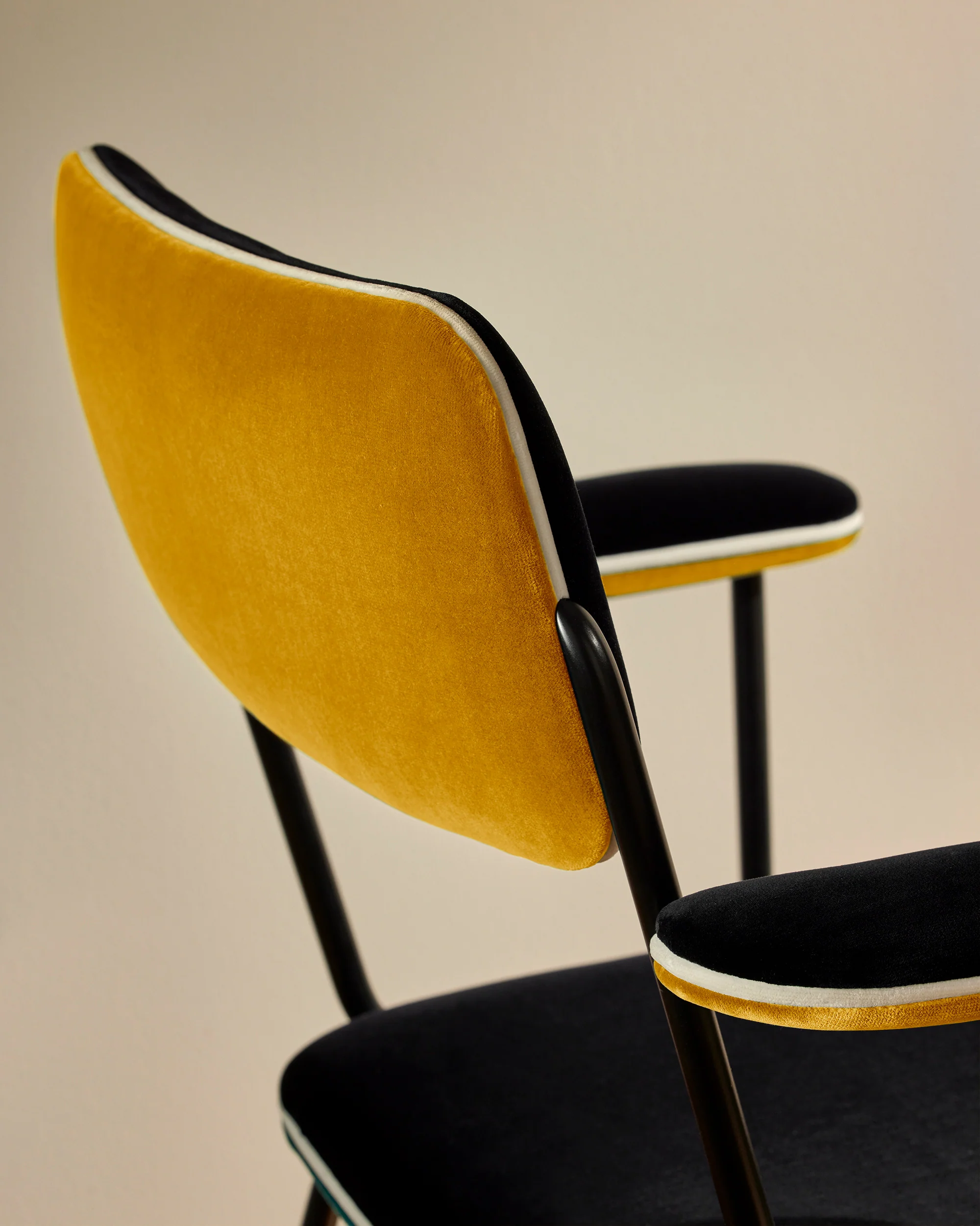 Chaise accoudoirs Double Jeu - Ocre - Image 2