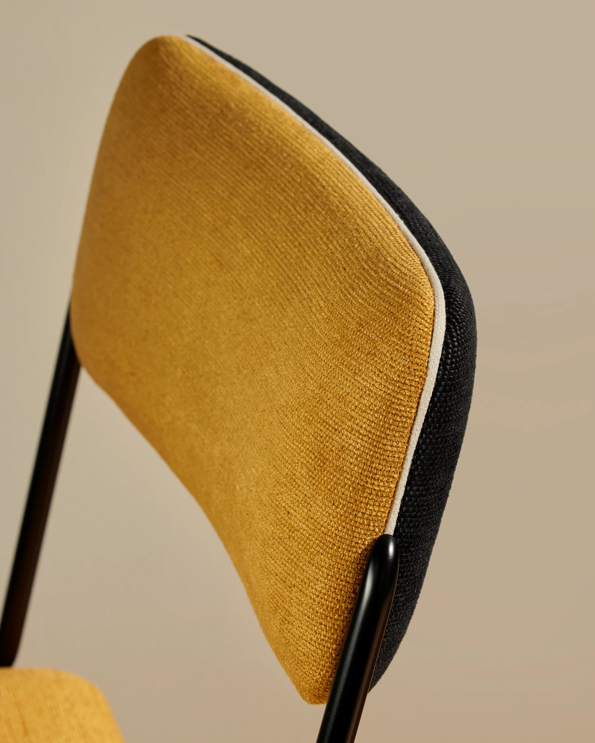 Chaise Double Jeu - Noir / Ocre - Image 2