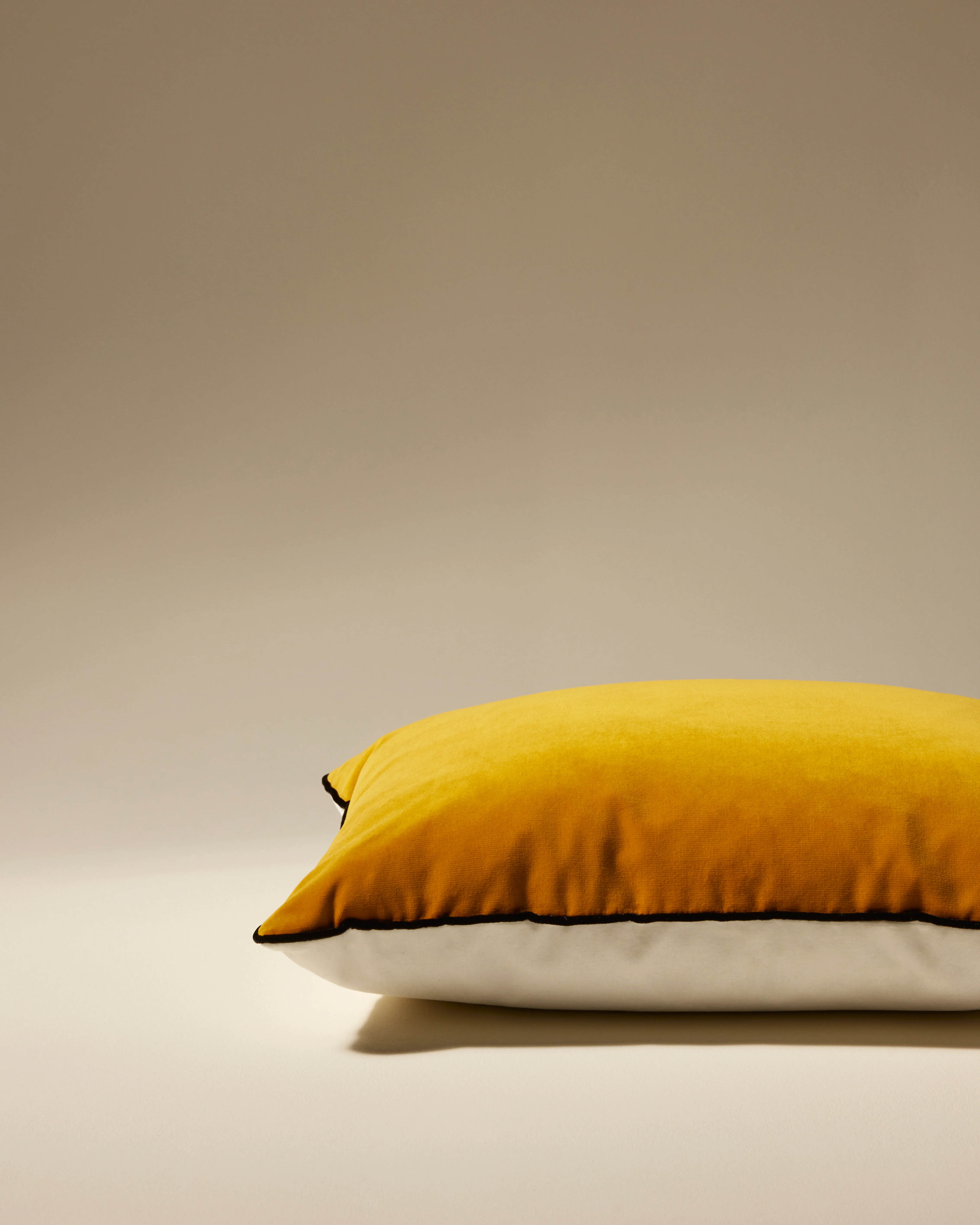 Coussin Double Jeu - Ocre - Image 3
