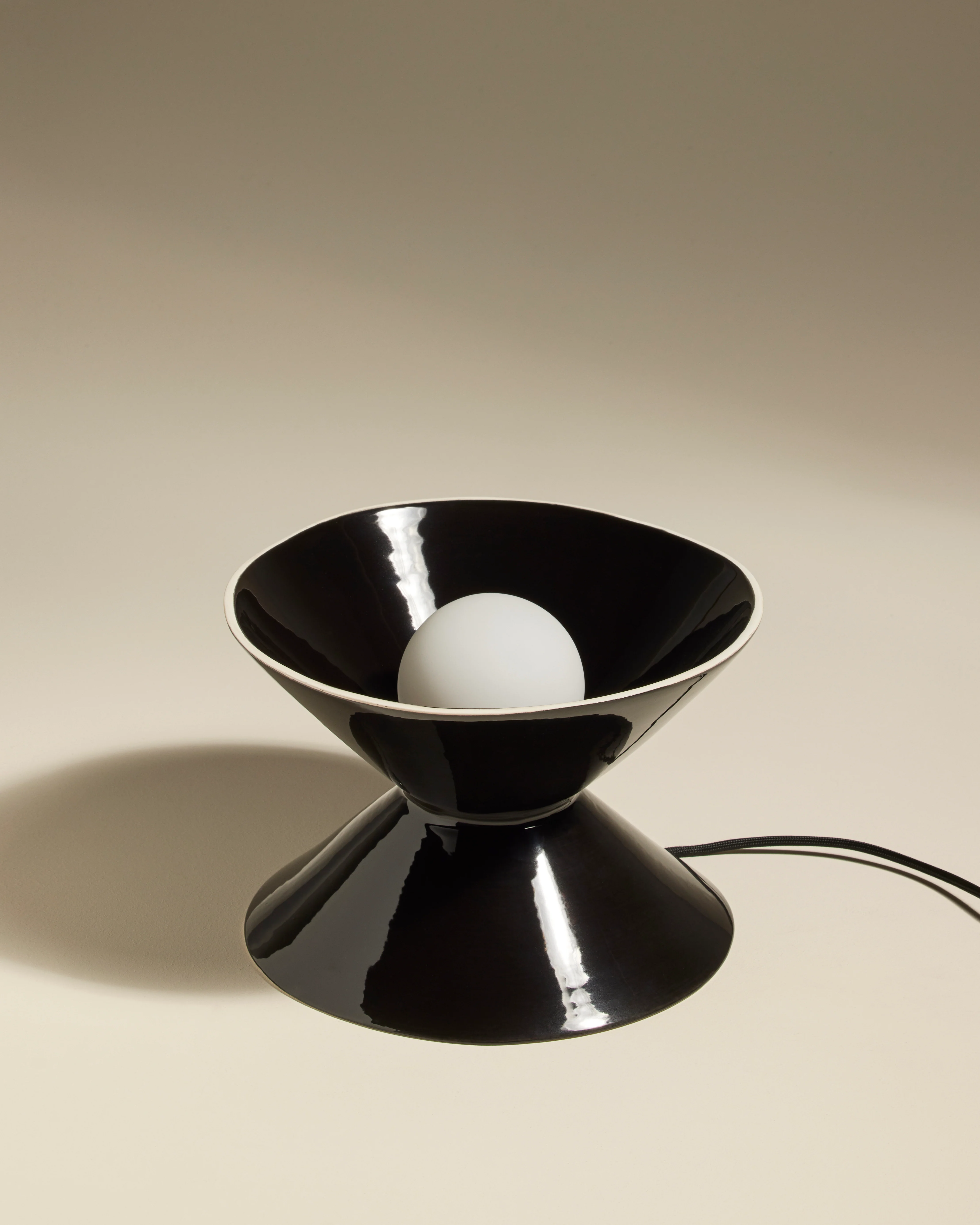Lampe de table Sablier - Noir - Image 4